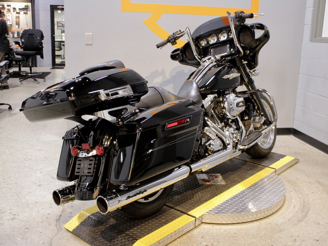 Street Glide® Special