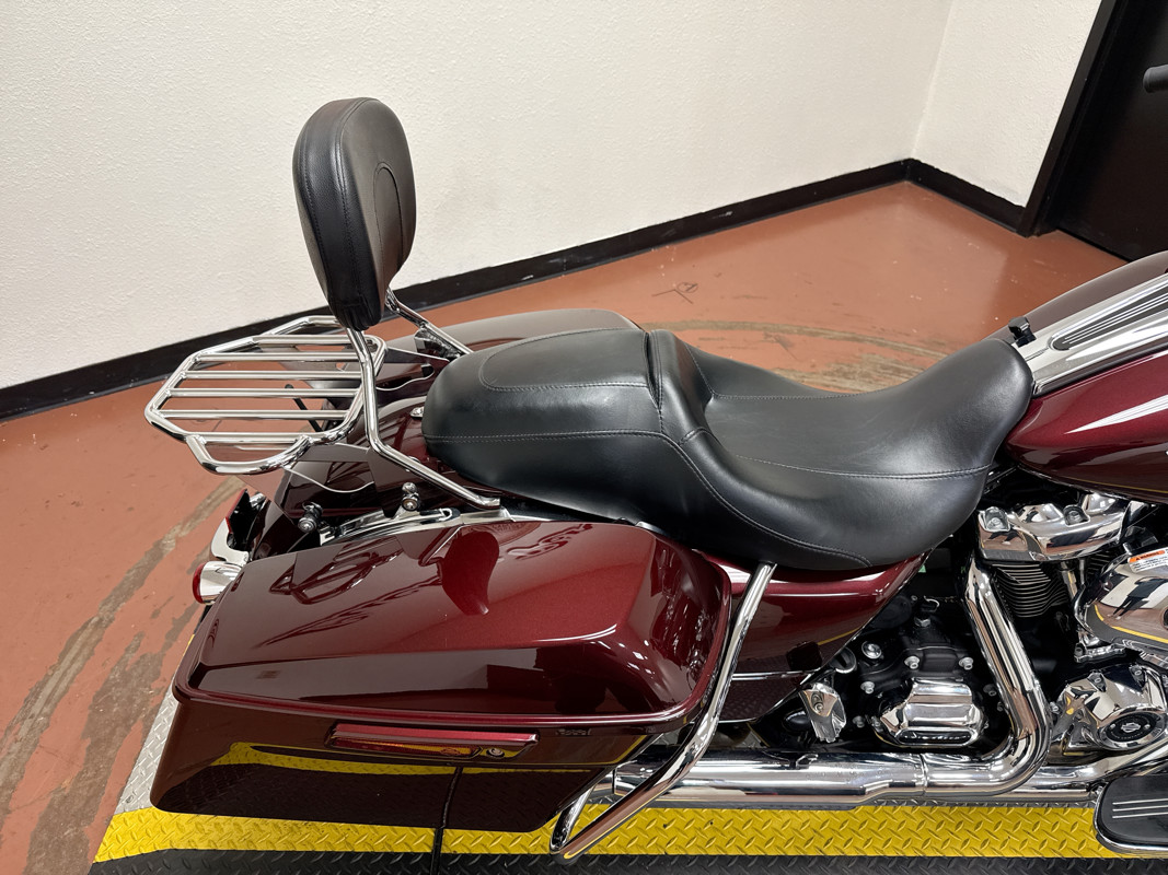 Road Glide®