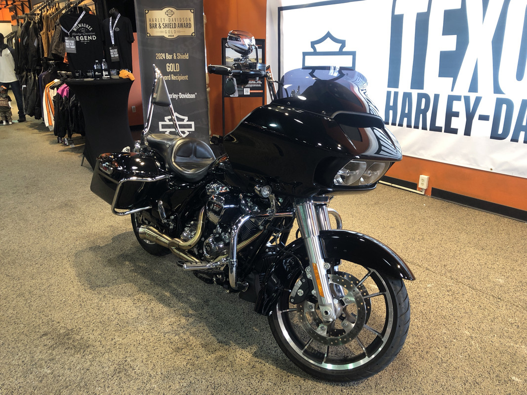 Road Glide®