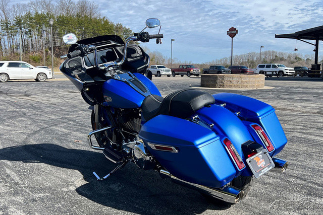 Road Glide®
