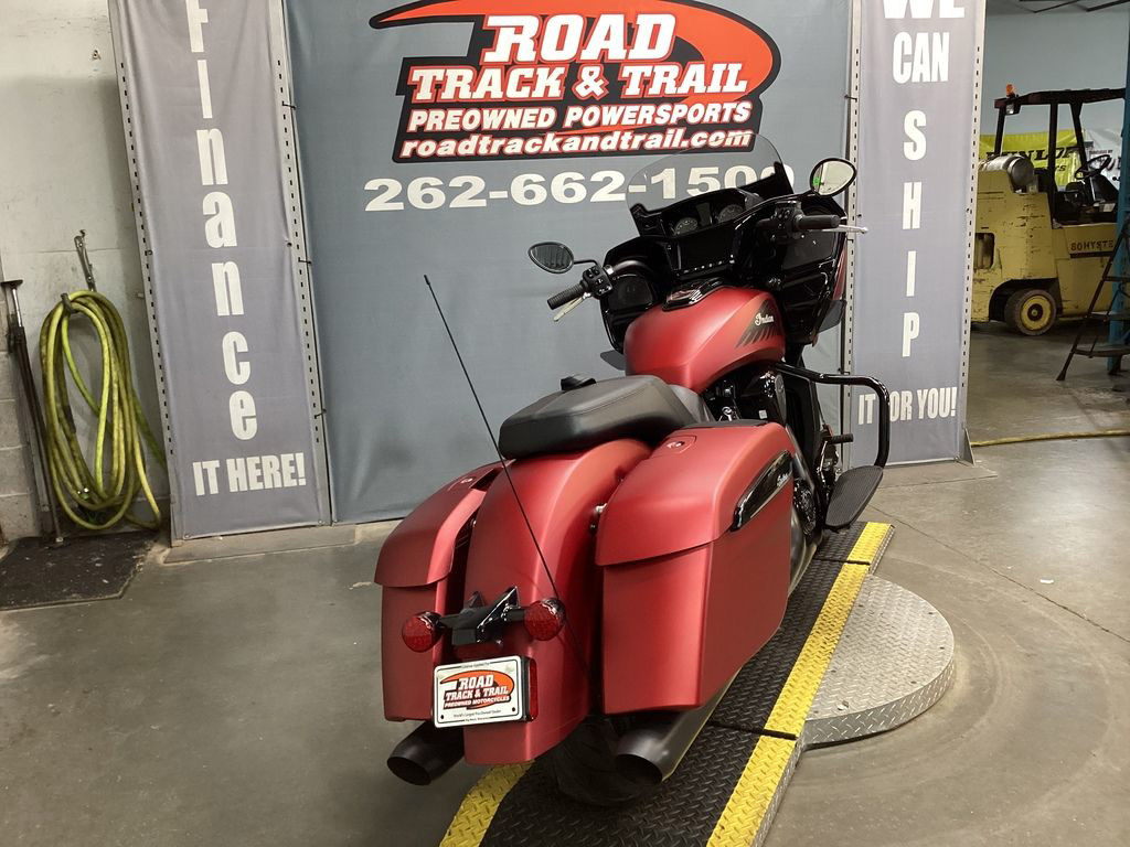 Challenger Dark Horse