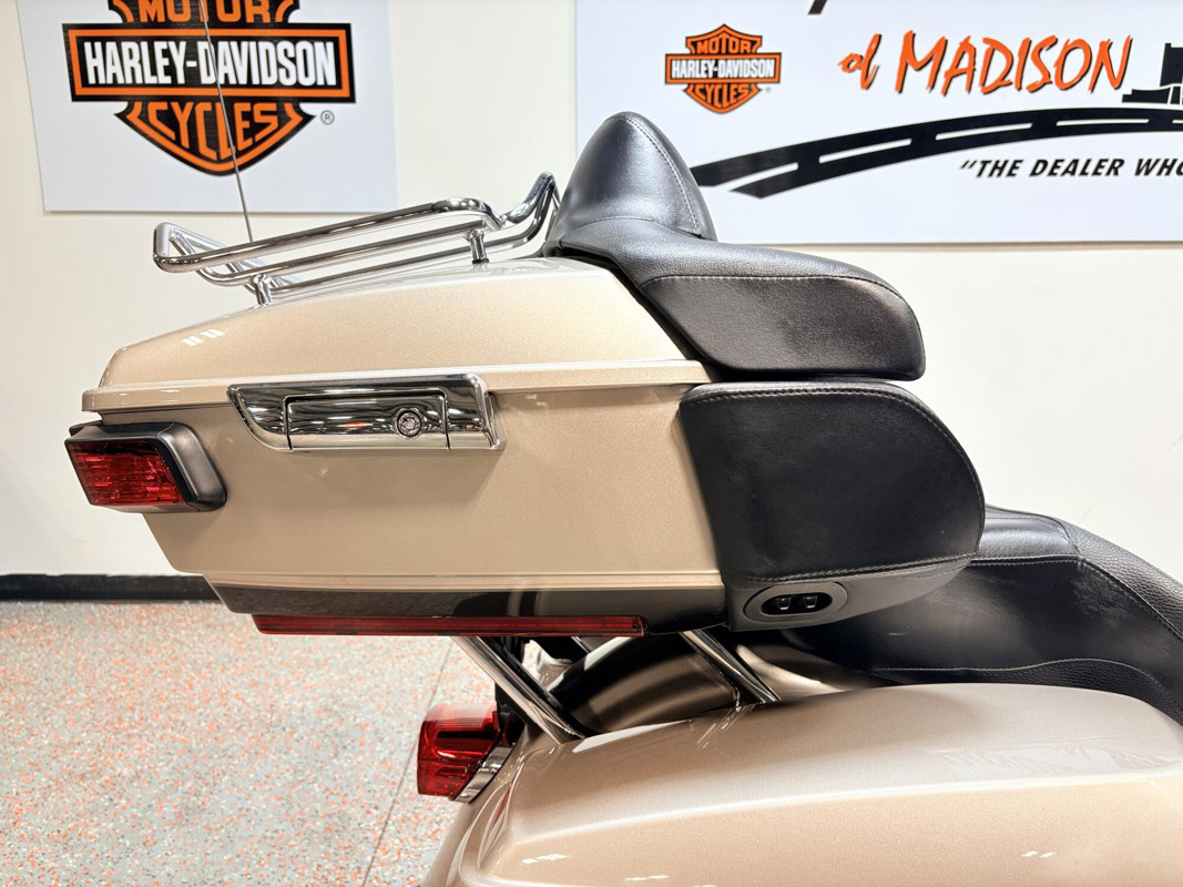 Road Glide® Ultra