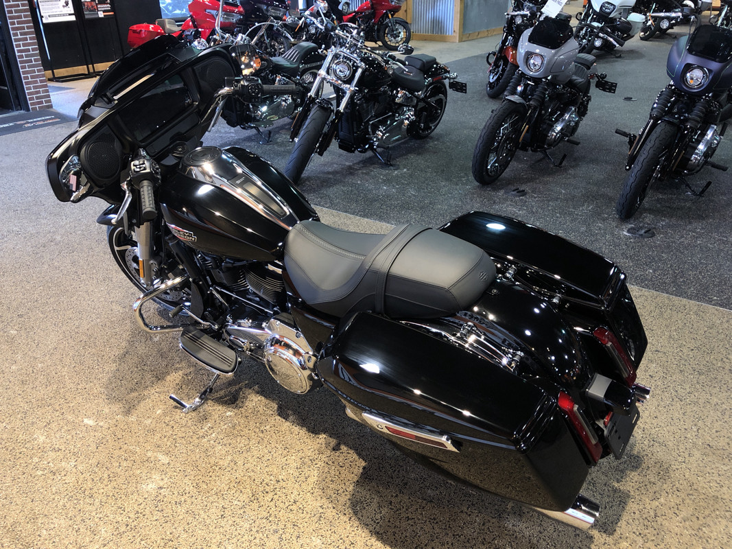 Street Glide®