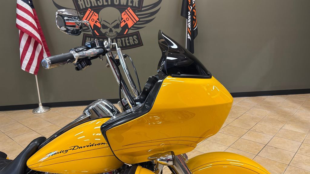 Road Glide® Custom