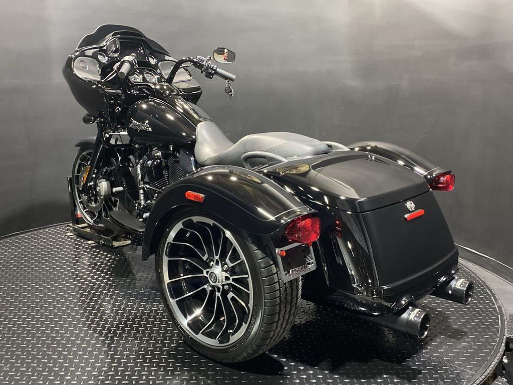 Road Glide® 3