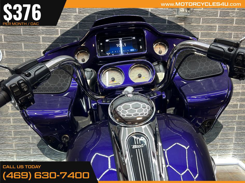 Road Glide®