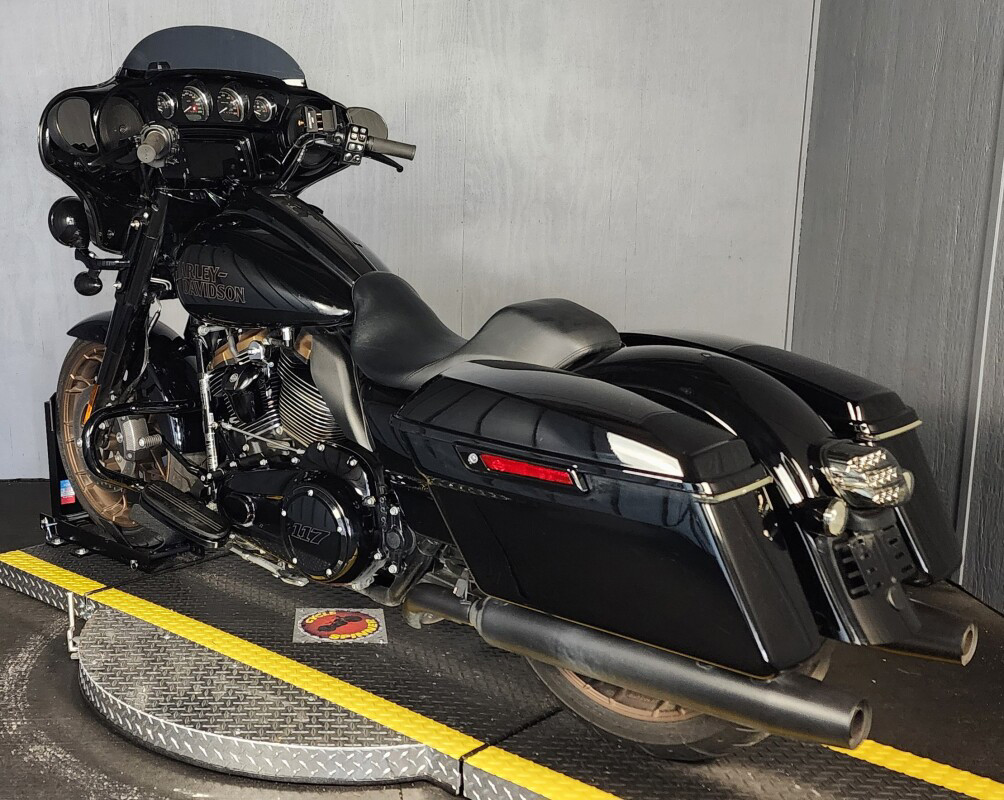 Street Glide® ST