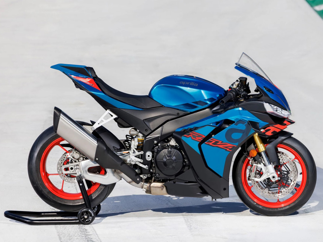 RSV4 1100