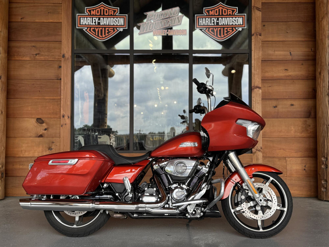 Road Glide®