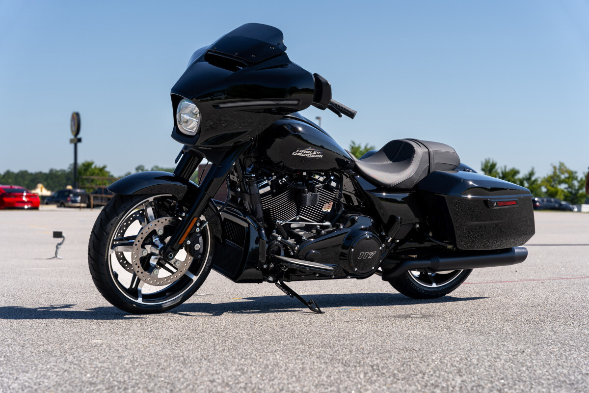 Street Glide®
