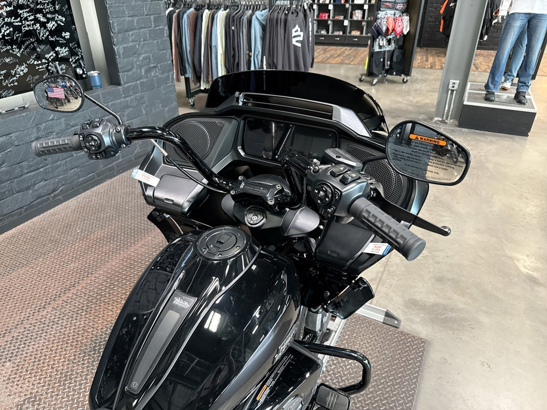Road Glide®