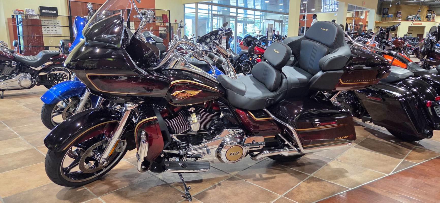 CVO® Road Glide® Limited Anniversary
