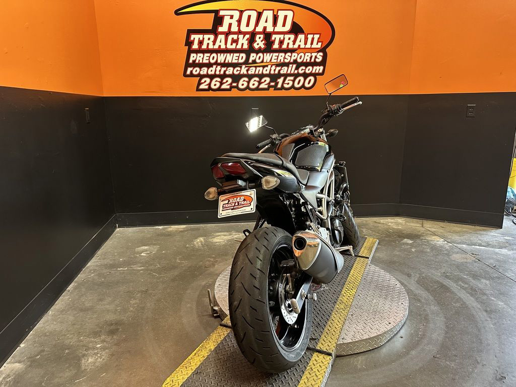 SV650