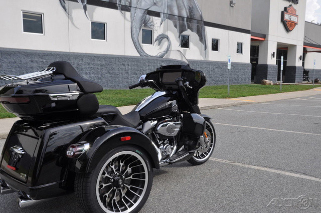 Street Glide® 3 Limited