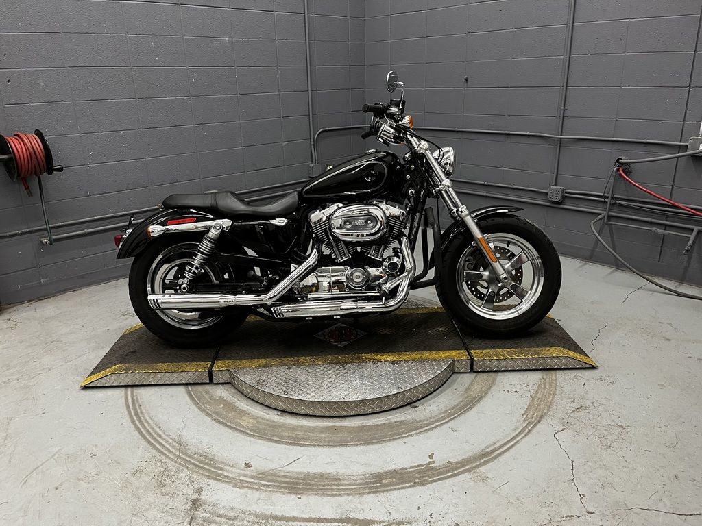 Sportster® 1200 Custom