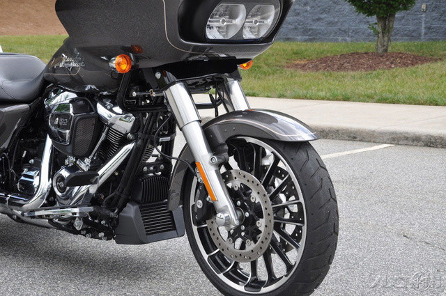 Road Glide® 3
