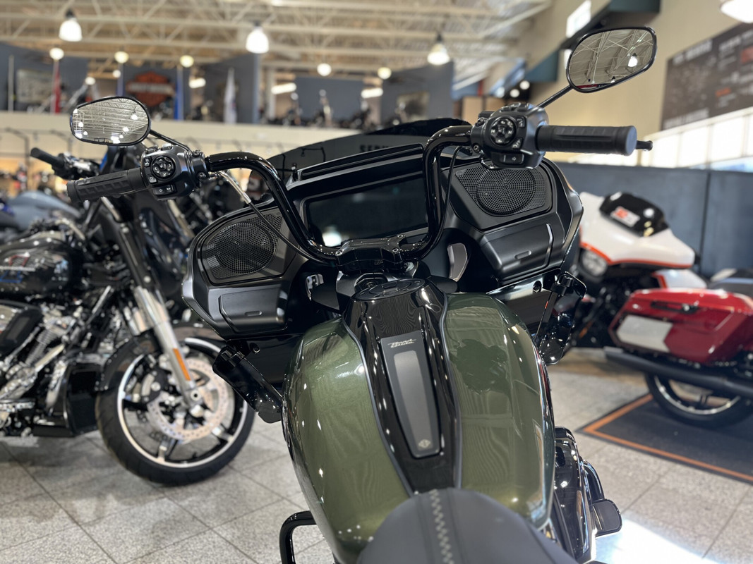 Road Glide®