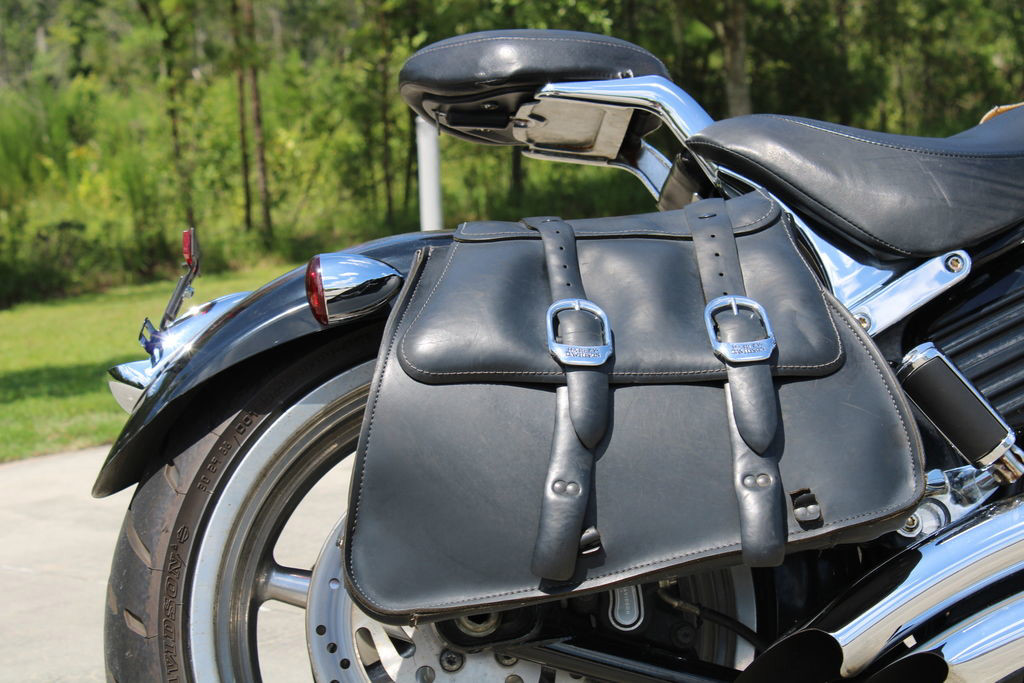 Softail® Rocker® C