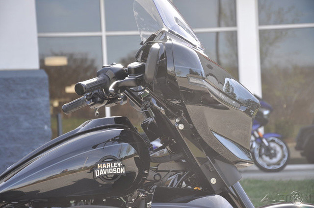 Street Glide® 3 Limited