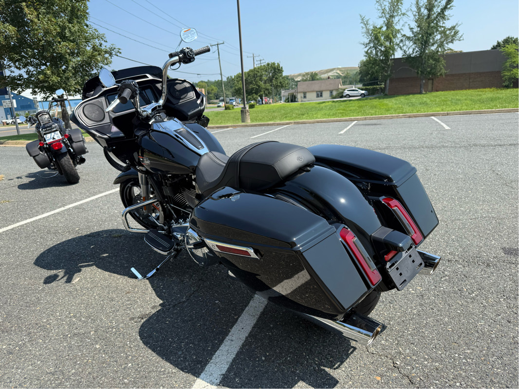 Road Glide®