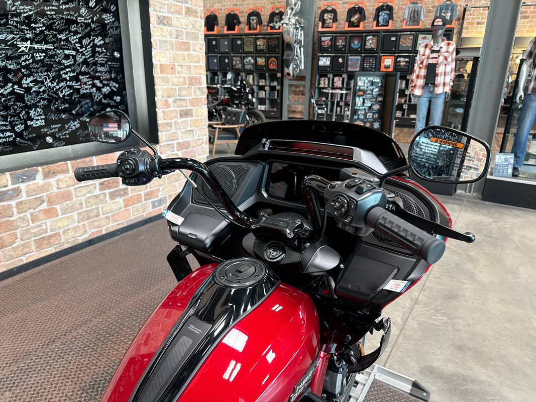 Road Glide®