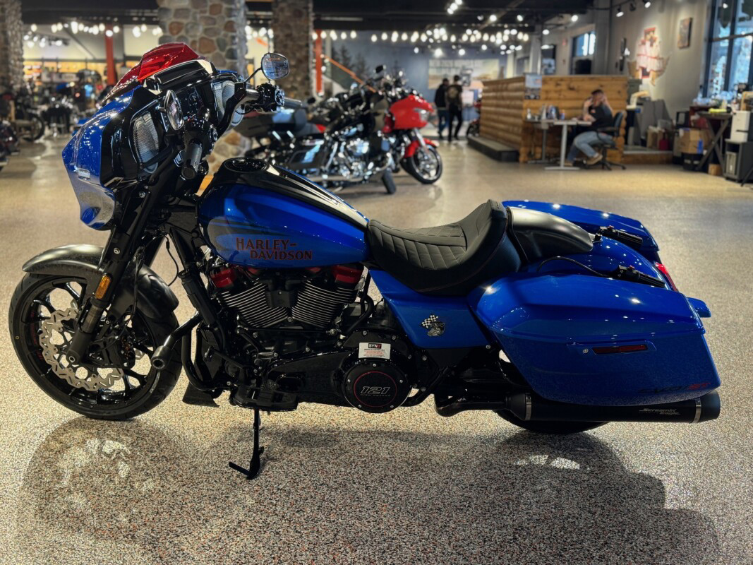 CVO® Street Glide® ST