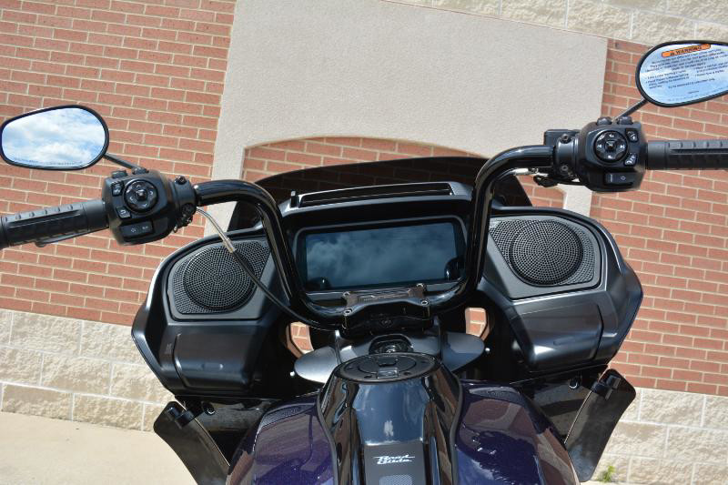 Road Glide®