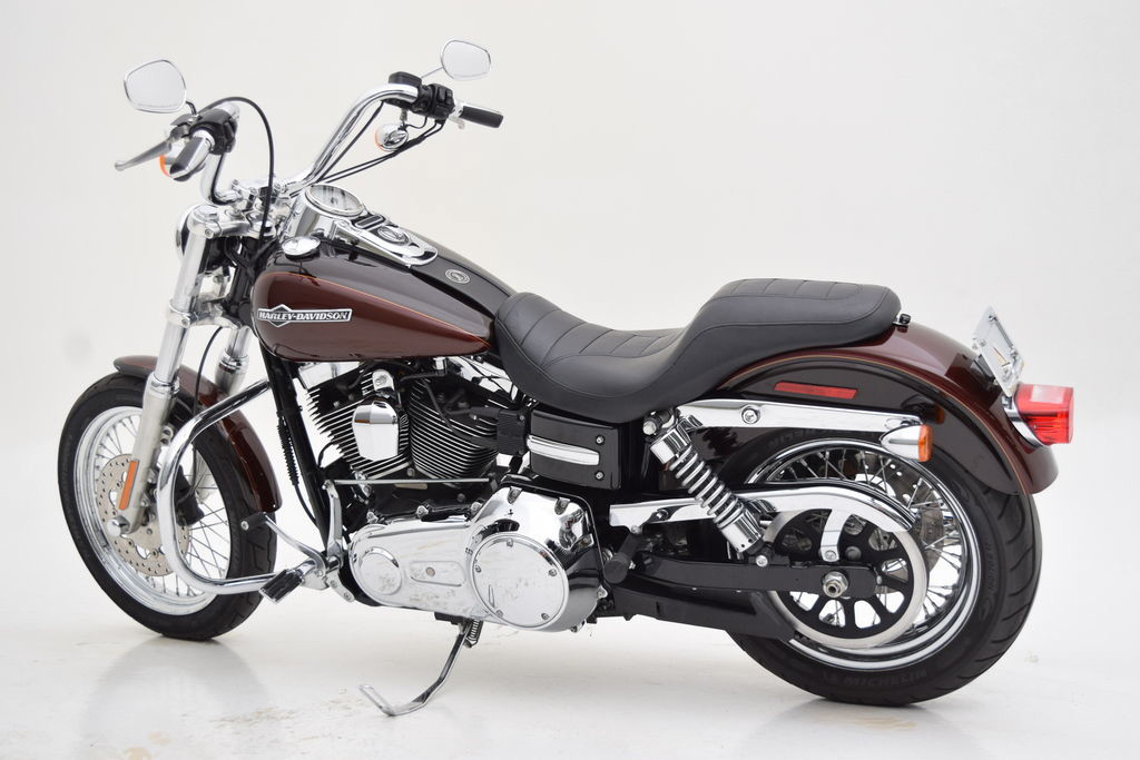 Dyna® Super Glide® Custom