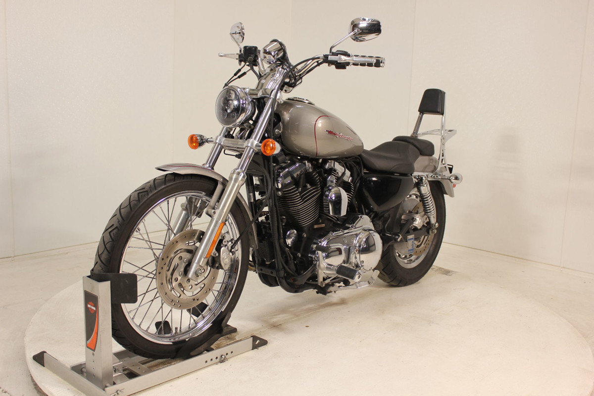 Sportster® 1200 Custom 