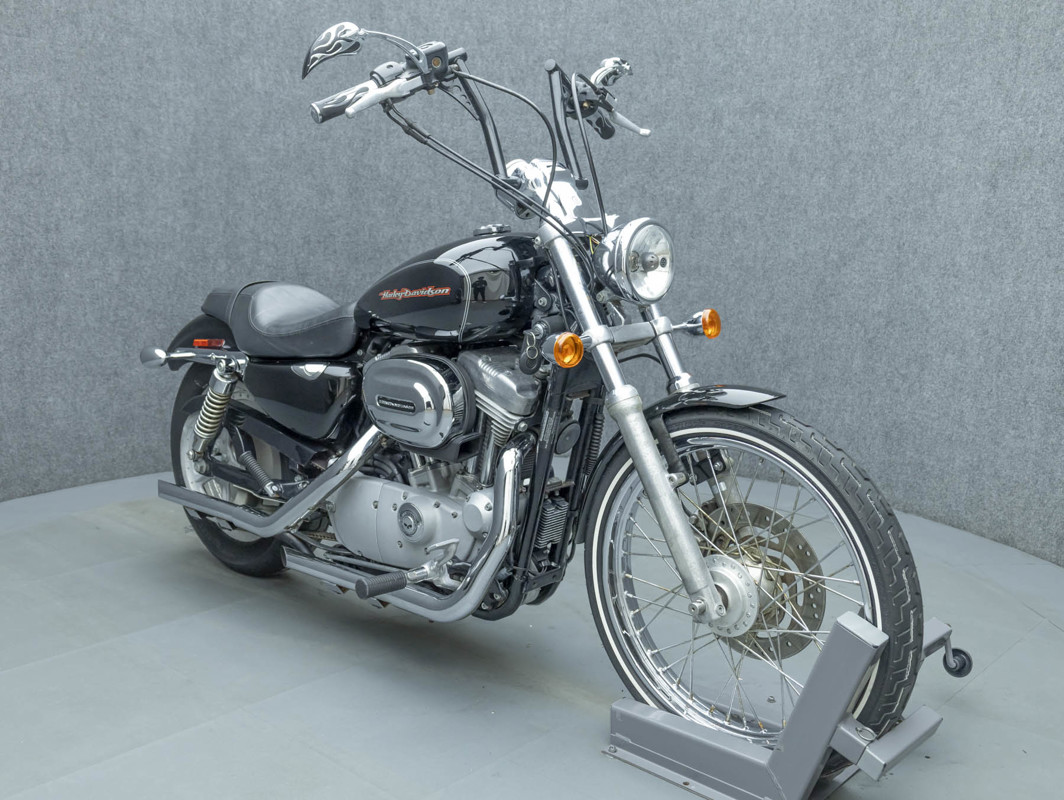 Sportster® 883 Custom