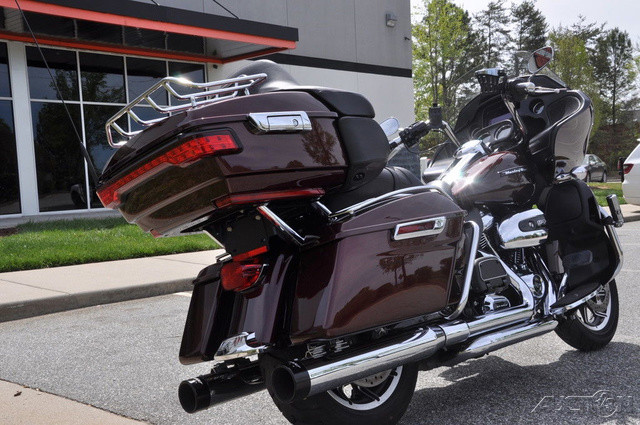 Road Glide® Ultra
