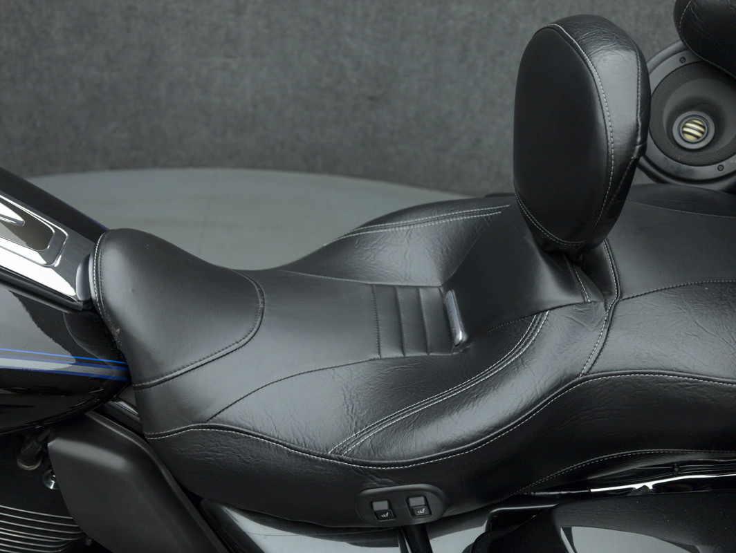 CVO® Ultra Classic® Electra Glide® 110th Anv. Ed.