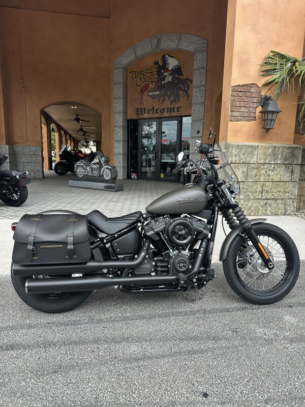 Softail® Street Bob®