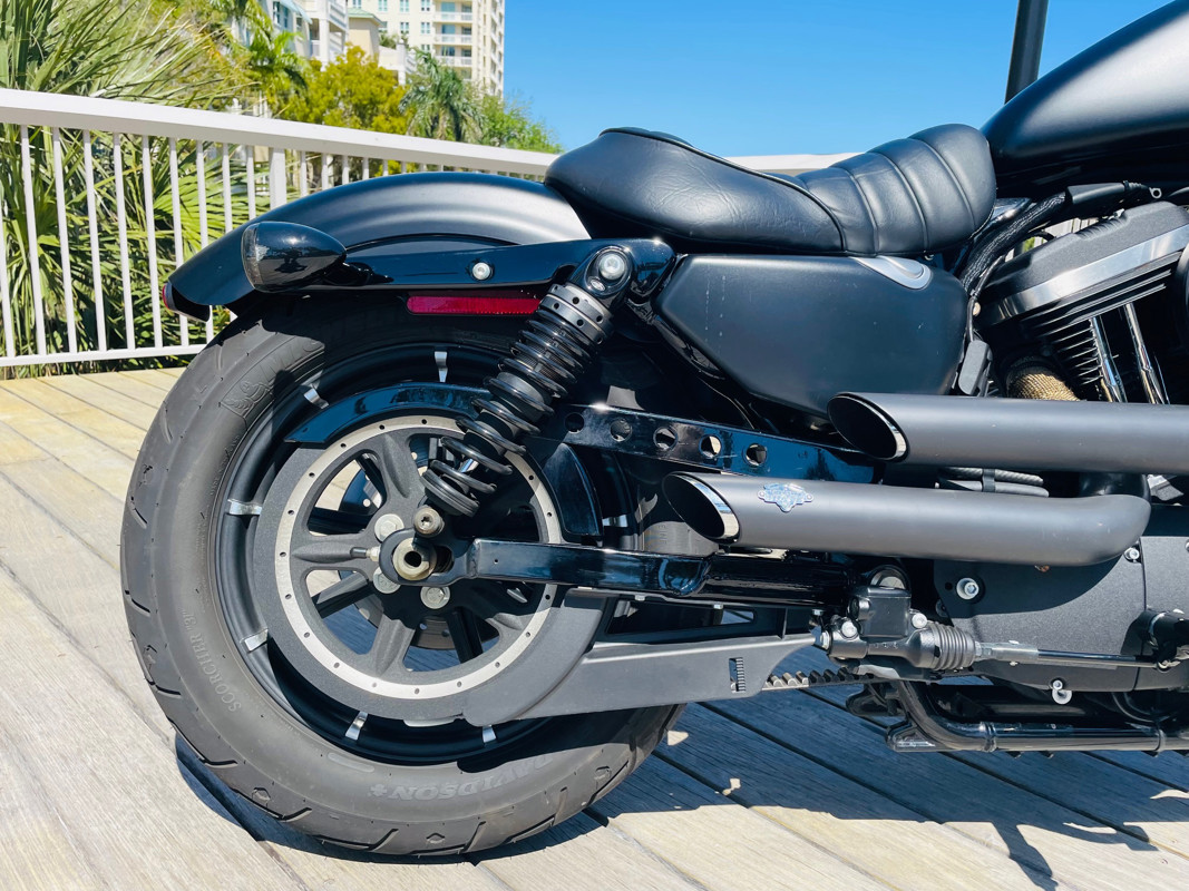 Iron 883®