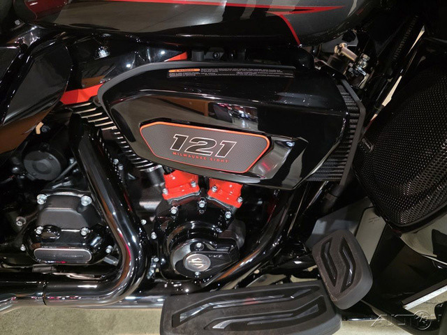 CVO® Street Glide® Limited