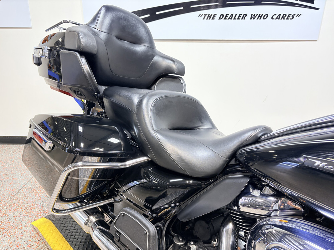 Road Glide® Ultra