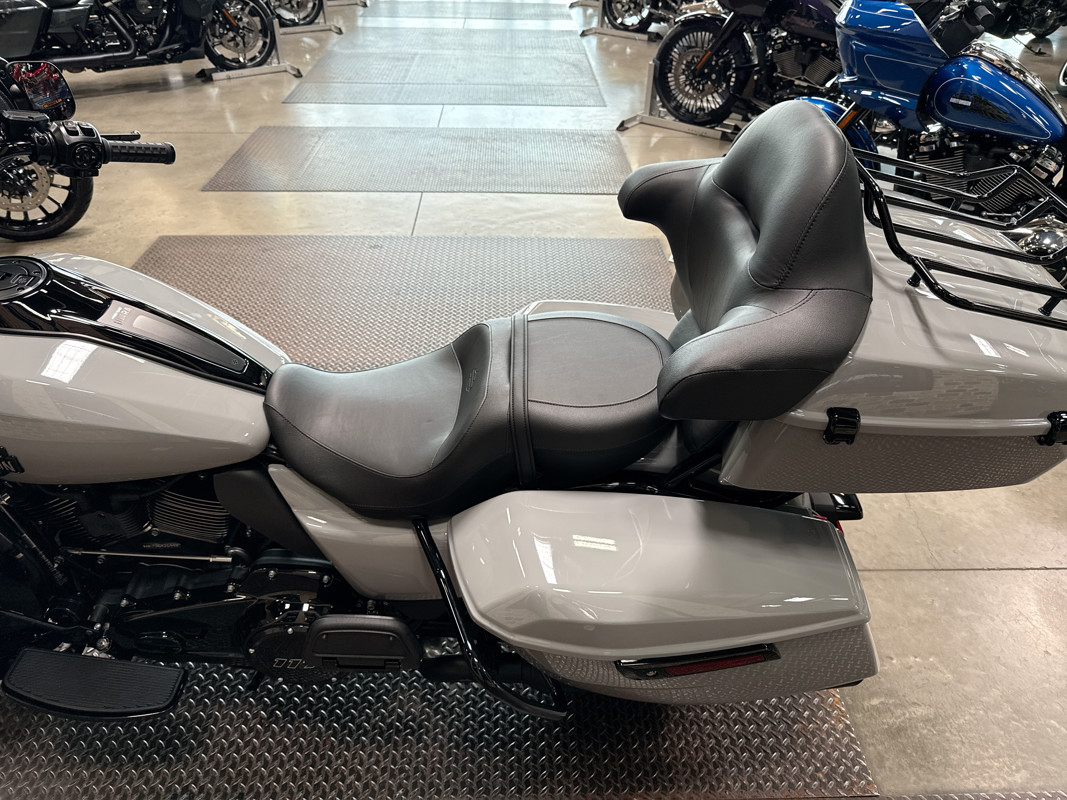 Street Glide® Ultra