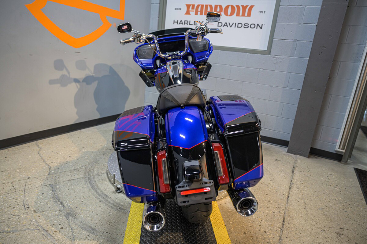 CVO® Road Glide®