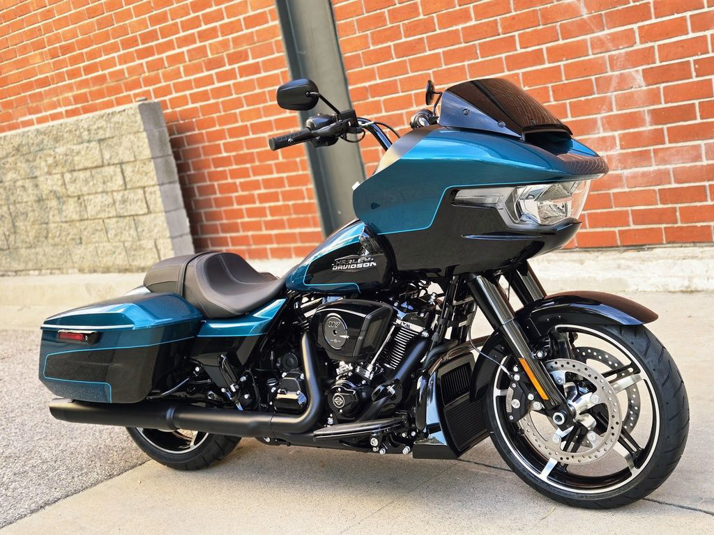 Road Glide®