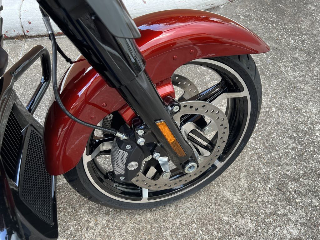 Street Glide®