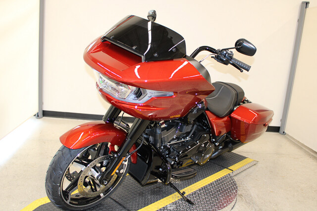 Road Glide®