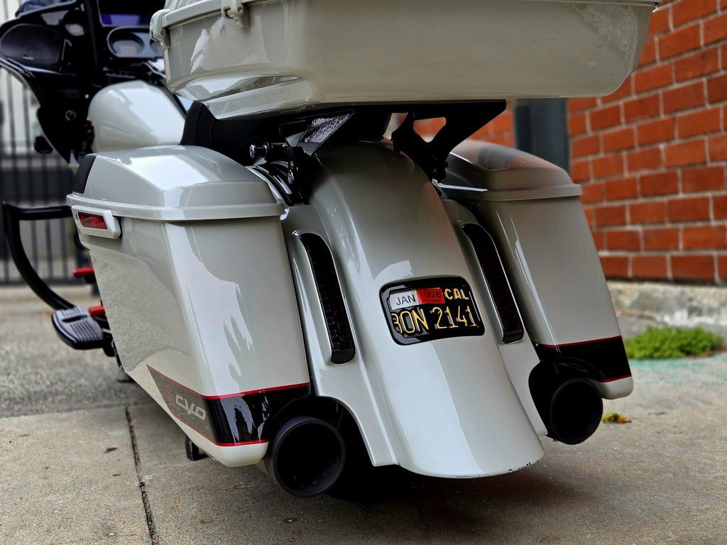 CVO® Road Glide®