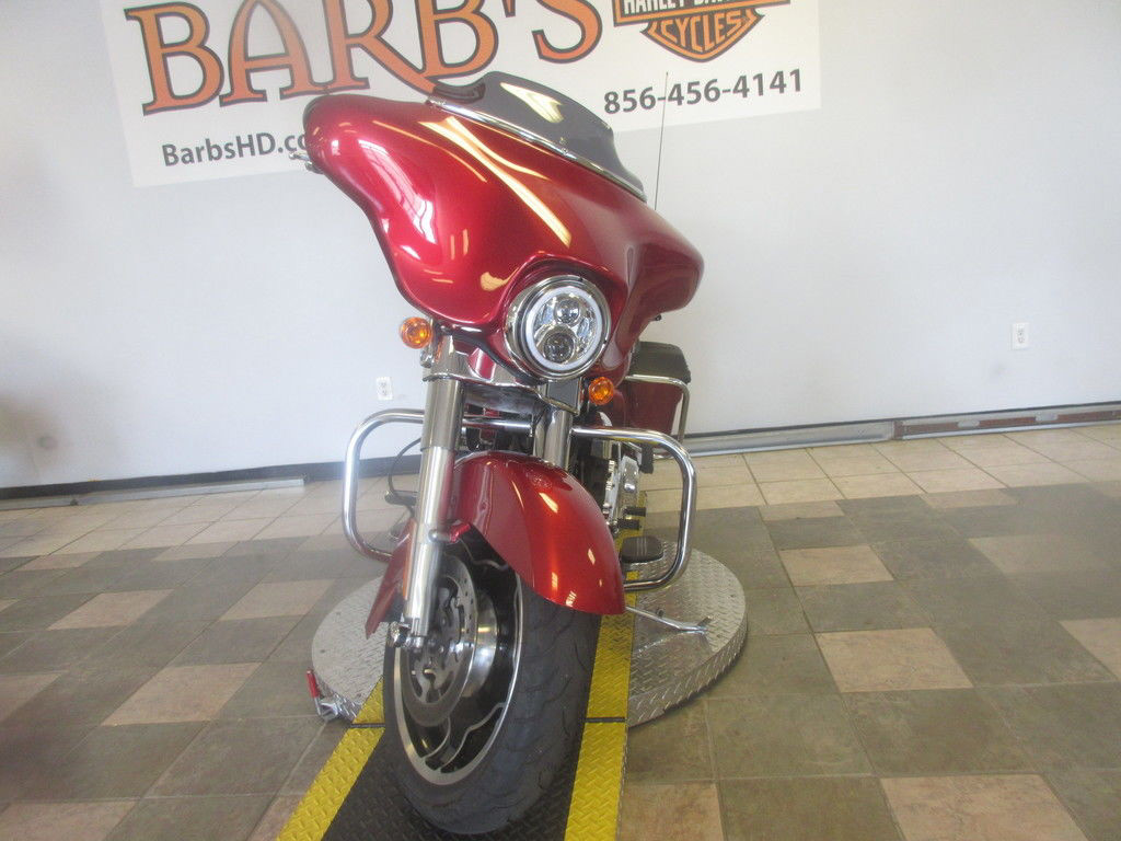 Street Glide®