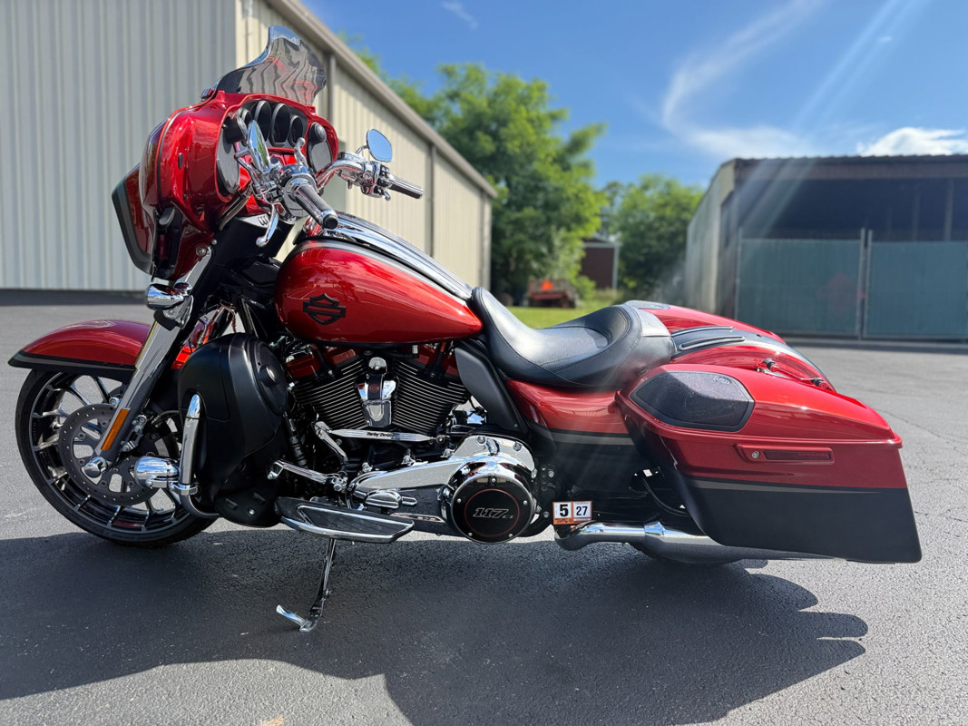 CVO® Street Glide®