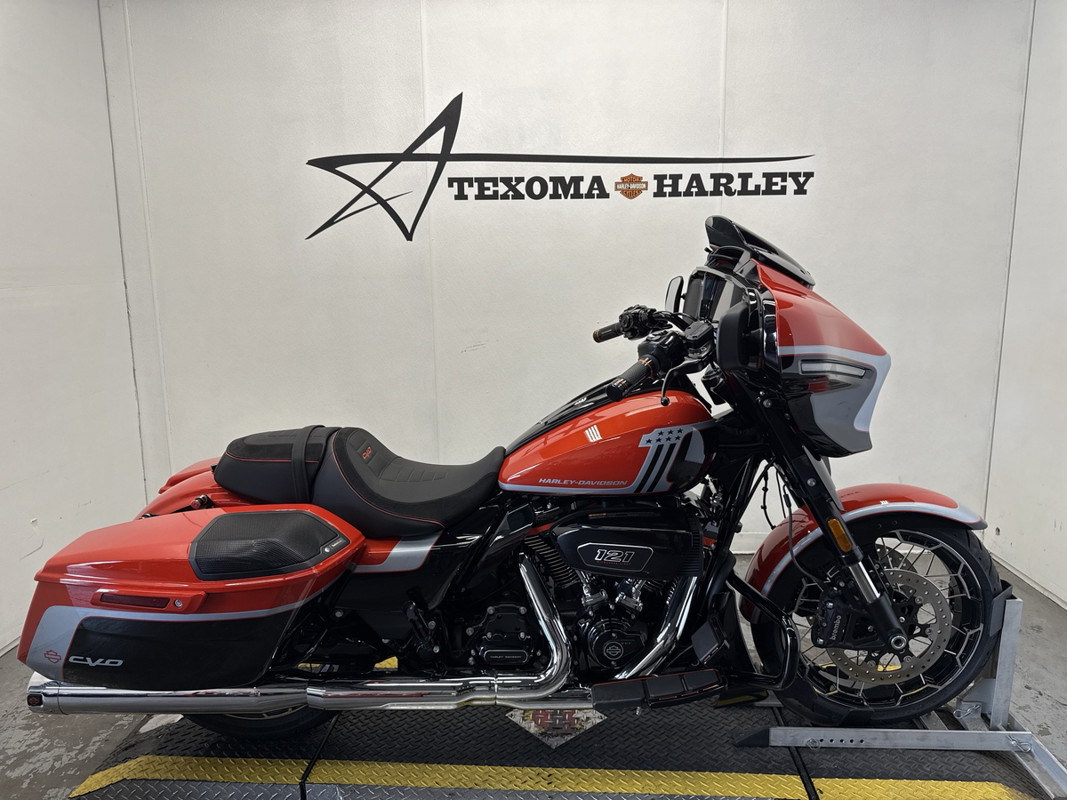 CVO® Street Glide®
