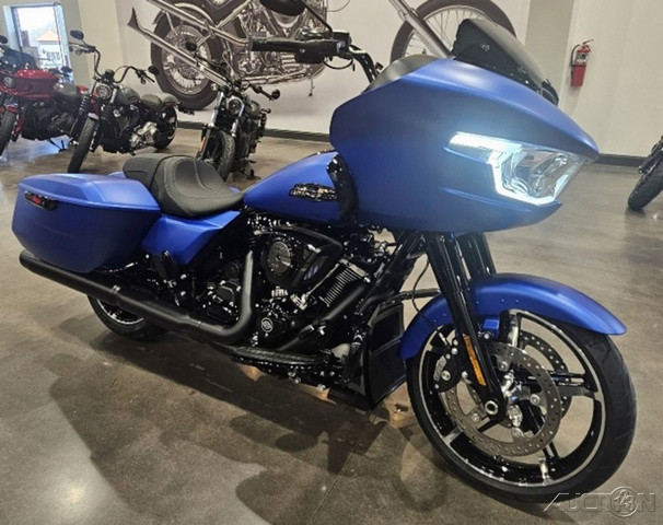 Road Glide®