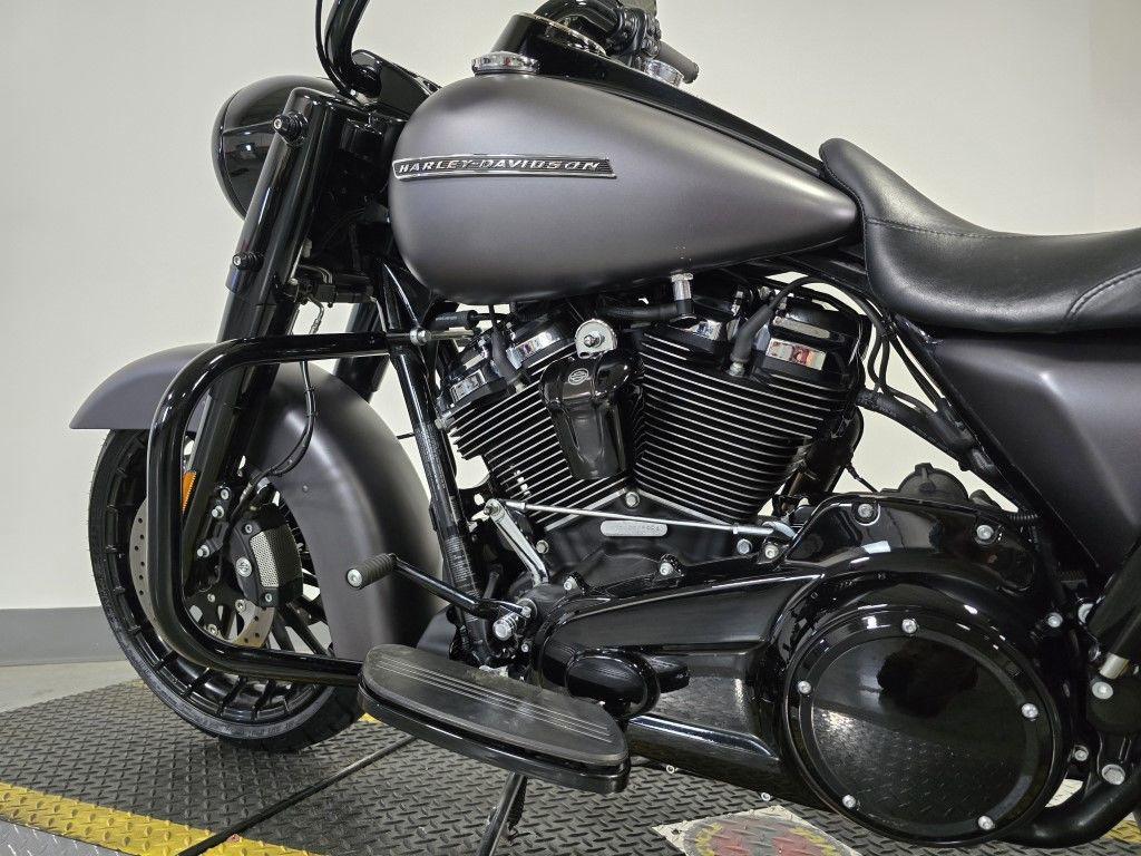 Road King® Special