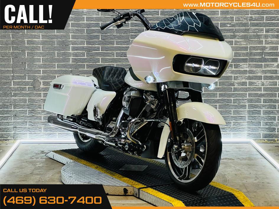 Road Glide®