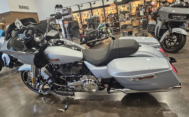 Road Glide®