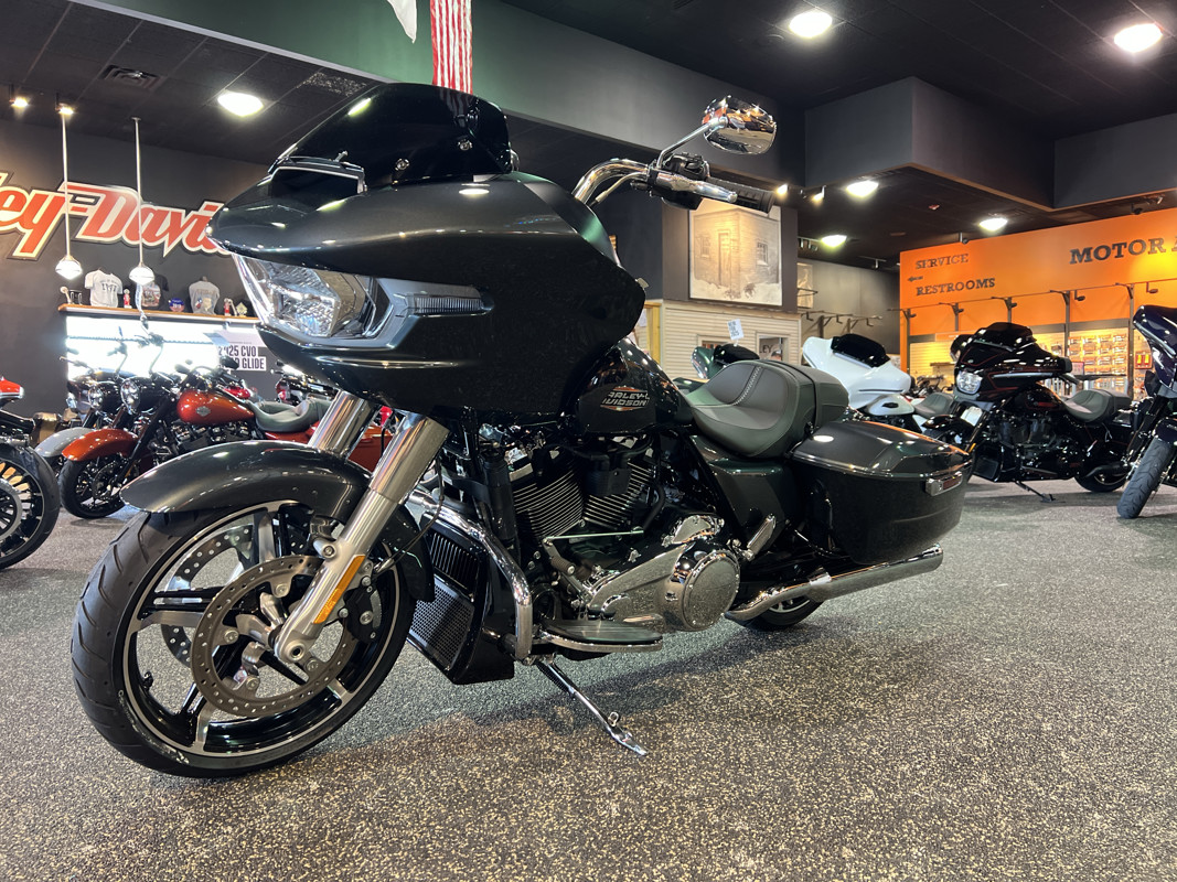 Road Glide®